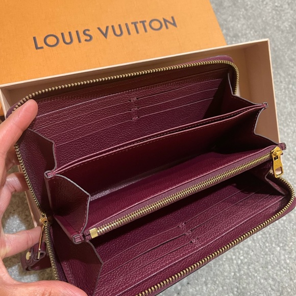 Louis Vuitton Empreinte Wallet 💜 - Picture 3 of 11